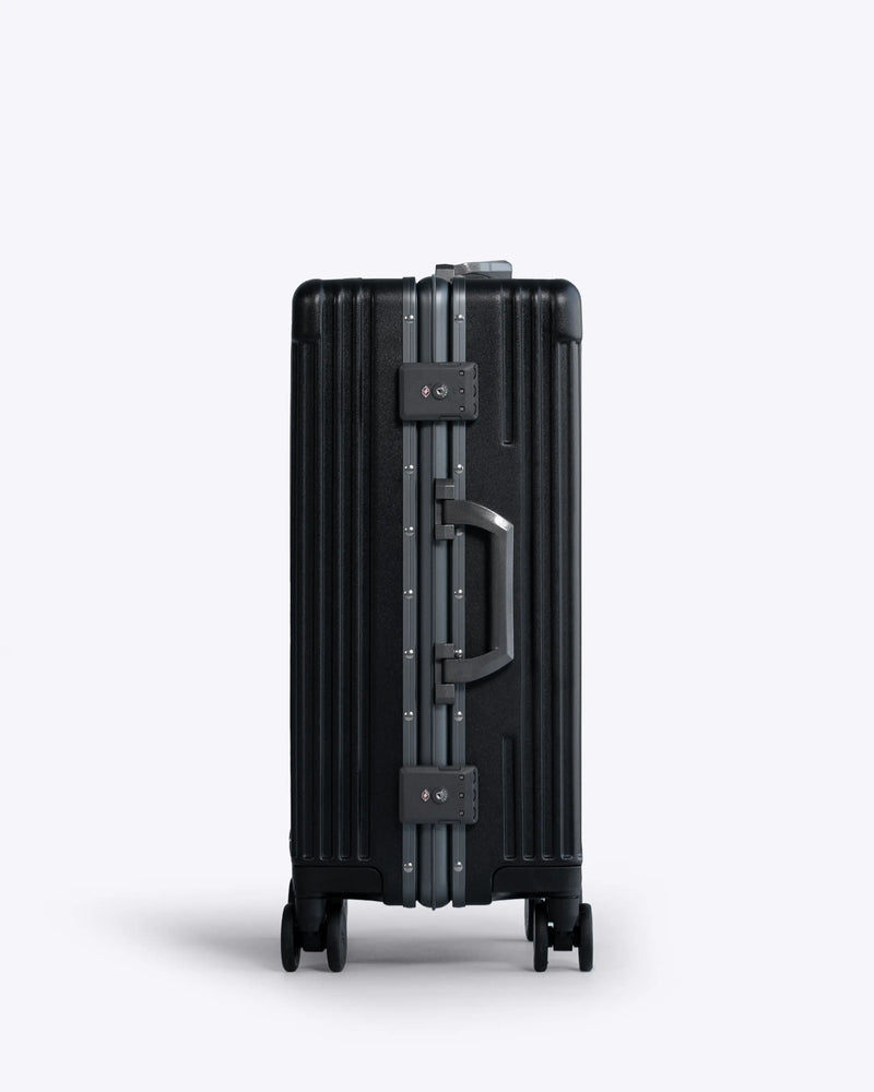 #color_jet black